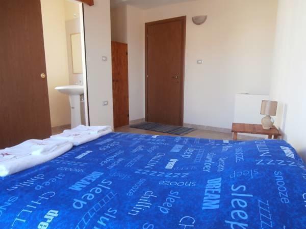 B&B Neverland Marrùbiu Rom bilde